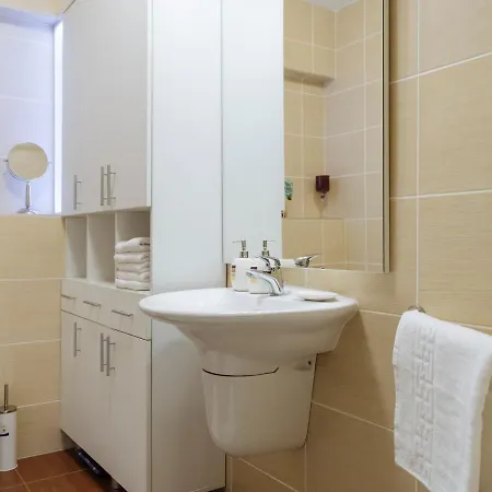 Apartment Madra - Your In The Mountains